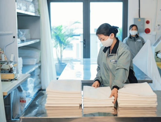 CÔNG TY CP DU LỊCH HÀNG KHÔNG VIỆT NAM TUYỂN DỤNG NHÂN VIÊN GIẶT LÀ THÁNG 8/2024